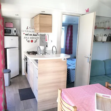 Holiday Camping Les Charmettes - 6 別荘 *