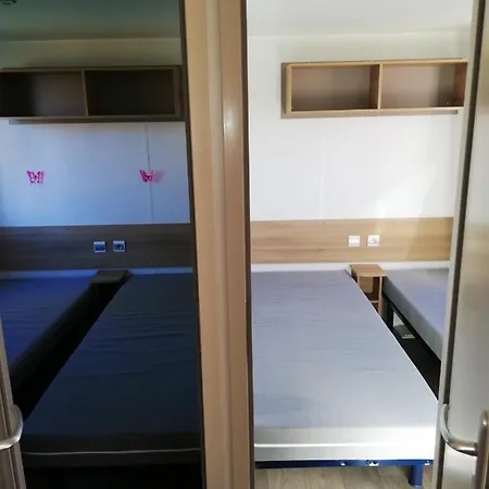別荘 Holiday Camping Les Charmettes - 6 *